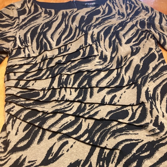 Roz & Ali Aminal Print Dress - Picture 6 of 12